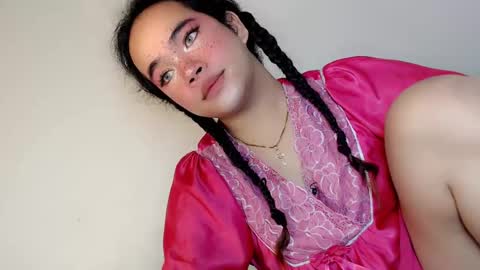 Snapshot of crazy_vixen chatting on 01.16.25 Hot Ayisha online show from 01.16.25