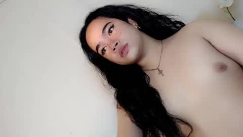 Snapshot of crazy_vixen chatting on 01.19.25 Hot Ayisha online show from 01.19.25