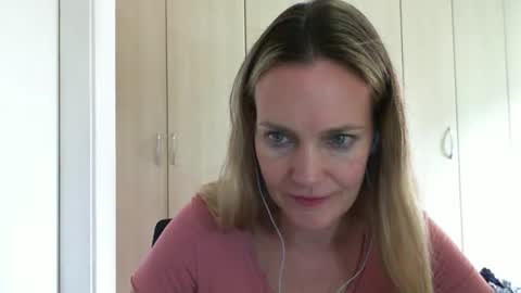 Anny online show from 02.13.25