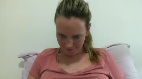 Anny online show from 02.13.25