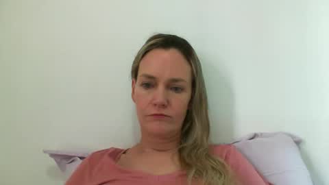 Anny online show from 02.14.25