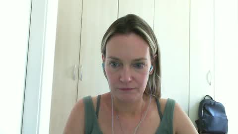 Anny online show from 02.25.25