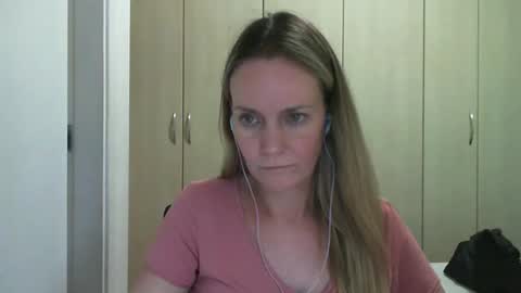 Anny online show from 03.04.25