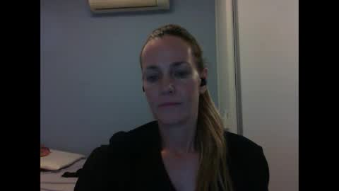 Anny online show from 10.02.25