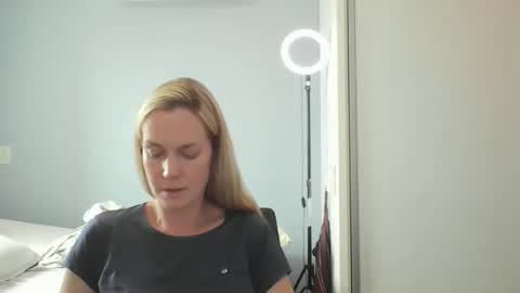 Anny online show from 01.15.26