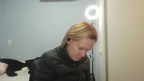 Snapshot of crazyanny chatting on 05.11.26 Anny online show from 05.11.26