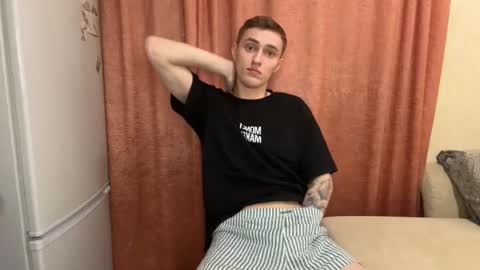 Snapshot of crazybottom99 chatting on 12.23.24 Alex online show from 12.23.24