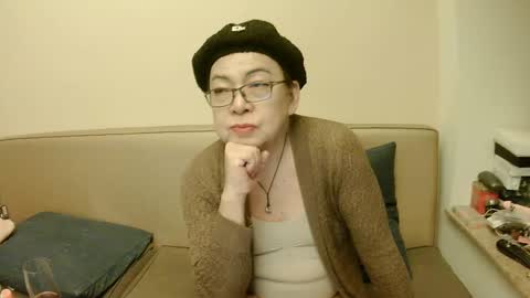 Snapshot of crazychika chatting on 03.03.25 Kelly   online show from 03.03.25