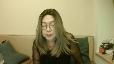 Snapshot of crazychika chatting on 10.07.25 Kelly   online show from 10.07.25