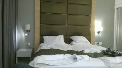 Snapshot of crazycouple1011 chatting on 12.25.24 funcouple online show from 12.25.24