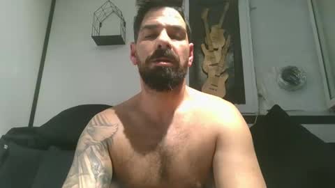 Snapshot of crazycouple1011 chatting on 02.14.25 funcouple online show from 02.14.25