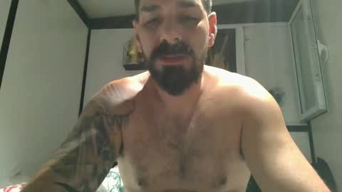 Snapshot of crazycouple1011 chatting on 09.22.25 funcouple online show from 09.22.25