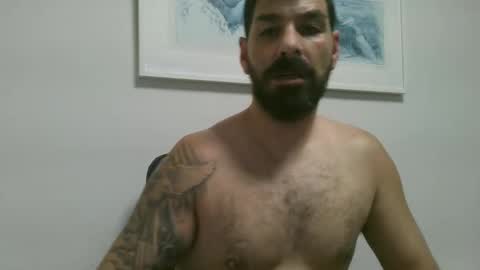 Snapshot of crazycouple1011 chatting on 11.05.25 funcouple online show from 11.05.25