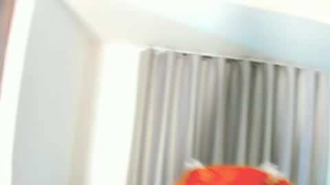 Snapshot of crazyorange4 chatting on 10.13.25 You can ask online show from 10.13.25