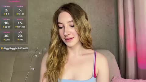 Snapshot of creammberryyy chatting on 07.31.26 Stesha Join my fan clubsurprise online show from 07.31.26