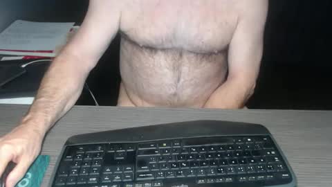 Creamormilk online show from 11.22.25