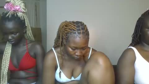 Snapshot of creamy_pie1 chatting on 02.27.26 creamy_pie1 online show from 02.27.26