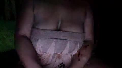 Snapshot of creamycocobabe chatting on 01.11.26 CreamyCocoBabe online show from 01.11.26