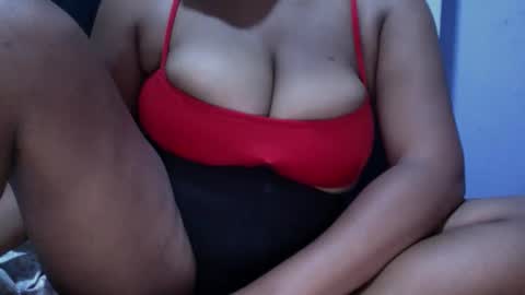CreamyCocoBabe online show from 05.17.26