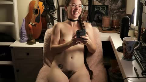 Creature Marie online show from 12.05.25