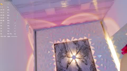 criiis_laurens online show from 09.13.25