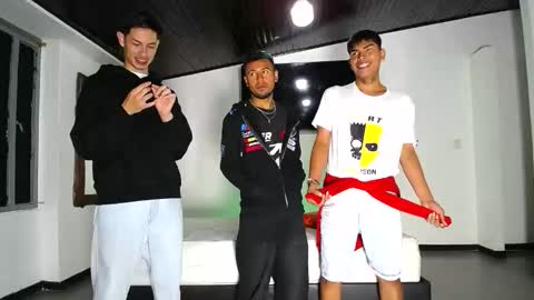 crismens online show from 10.09.25