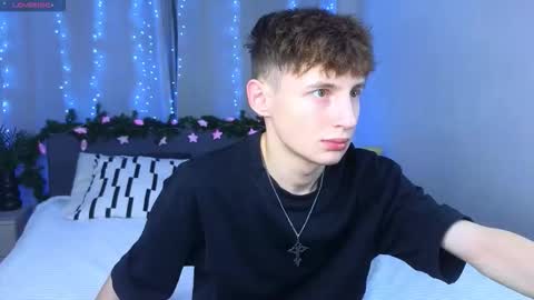 Chris online show from 12.04.25