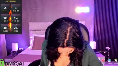 Snapshot of cristal__adams chatting on 10.27.25 cristal__adams online show from 10.27.25