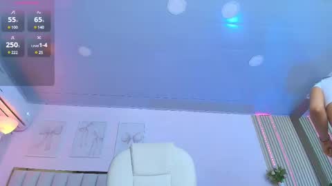 Snapshot of cristal_bunny chatting on 03.03.25 Cristal online show from 03.03.25