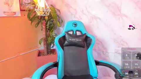 Cristal online show from 11.04.25