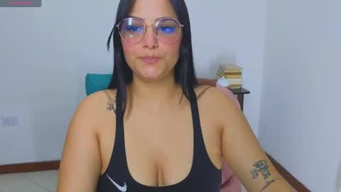 Snapshot of cristal_hot07 chatting on 05.28.26 Cristal online show from 05.28.26