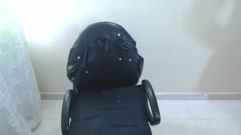 HI online show from 01.23.25