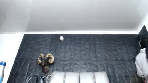 Hanna  online show from 04.15.26