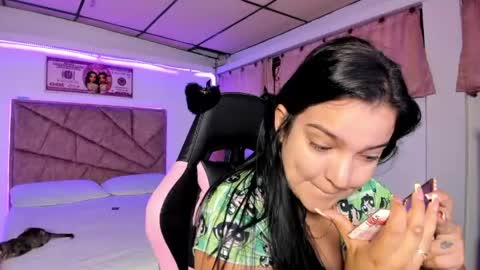 cristal_smith20 online show from 04.27.26