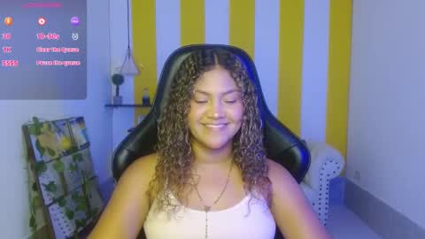 Snapshot of cristal_war chatting on 01.06.25 Cristal online show from 01.06.25