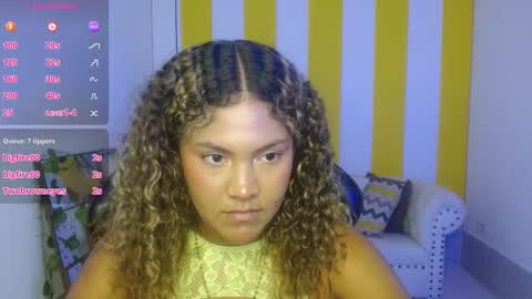 Snapshot of cristal_war chatting on 01.07.25 Cristal online show from 01.07.25