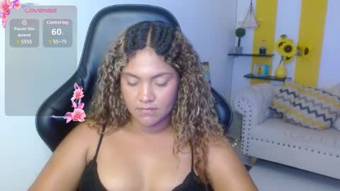 Snapshot of cristal_war chatting on 01.27.25 Cristal online show from 01.27.25