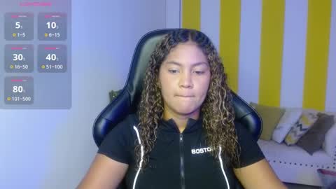 Snapshot of cristal_war chatting on 02.02.25 Cristal online show from 02.02.25