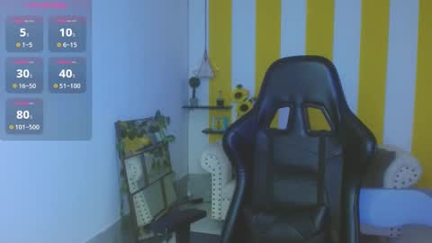 Snapshot of cristal_war chatting on 02.06.25 Cristal online show from 02.06.25