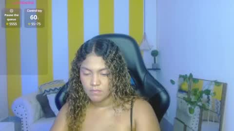 Snapshot of cristal_war chatting on 02.23.25 Cristal online show from 02.23.25