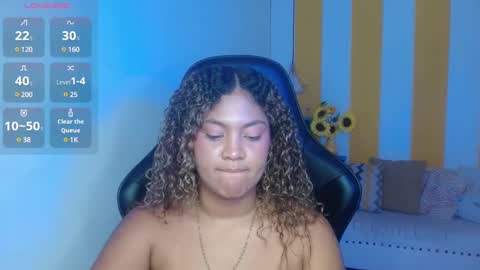 Snapshot of cristal_war chatting on 02.28.25 Cristal online show from 02.28.25