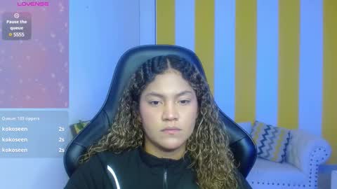 Snapshot of cristal_war chatting on 03.05.25 Cristal online show from 03.05.25