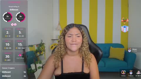 Snapshot of cristal_war chatting on 09.24.25 Cristal online show from 09.24.25