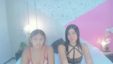 Snapshot of cristal_war chatting on 11.02.25 Cristal online show from 11.02.25