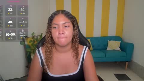 Snapshot of cristal_war chatting on 11.09.25 Cristal online show from 11.09.25