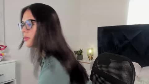 CRISTAL online show from 03.12.26