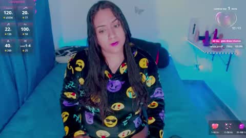 Snapshot of cristallsweett chatting on 09.11.25 cristal acosta online show from 09.11.25