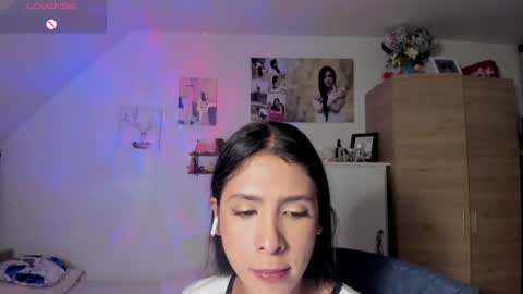 Snapshot of cristamunez chatting on 06.29.26 veronika online show from 06.29.26