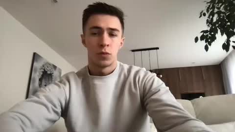 Snapshot of cristianovilla chatting on 12.09.24 CristianoHailey online show from 12.09.24