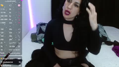 Cristina online show from 12.30.24